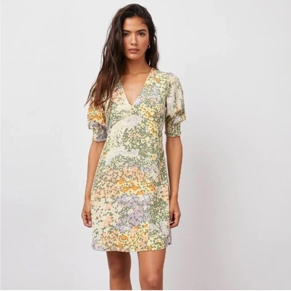 Rails Roma V Neck A Line Floral Mini Dress in Gardenia Print Short Sleeve XS